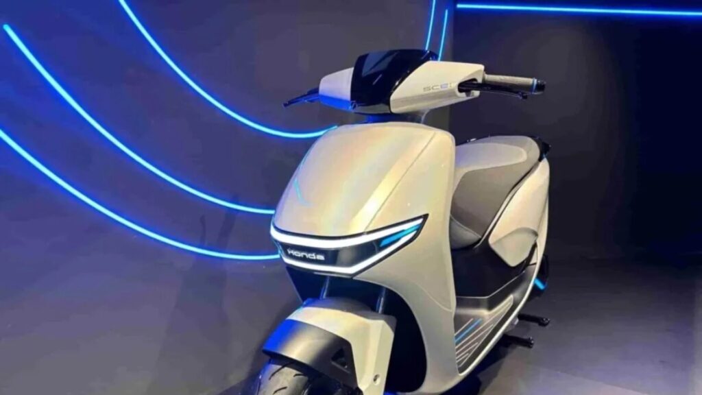 Honda Activa Electric Scooter Launched 150km Range, Features & Price